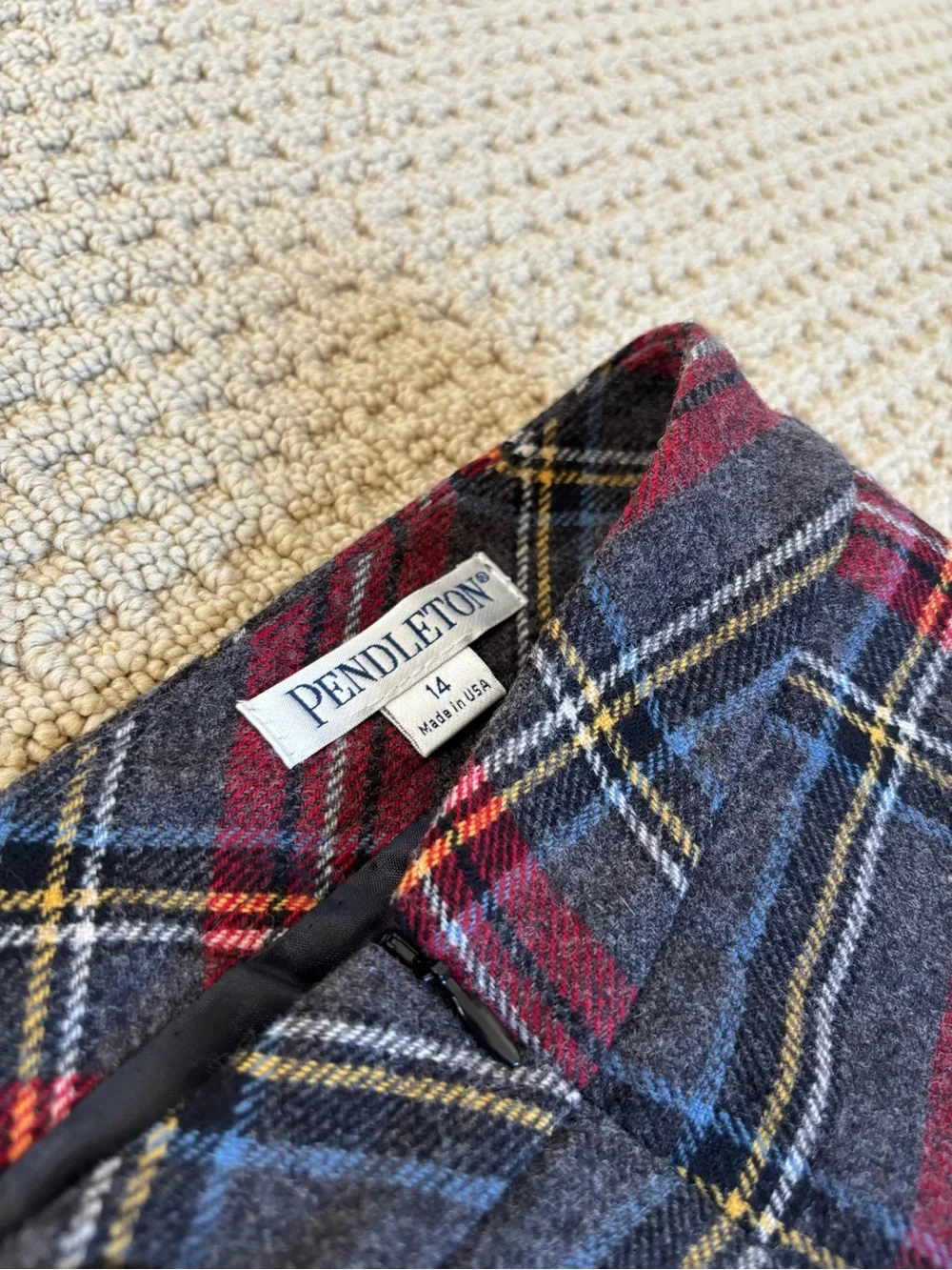 Pendleton Plaid Mini Skirt Gray Red Size 14